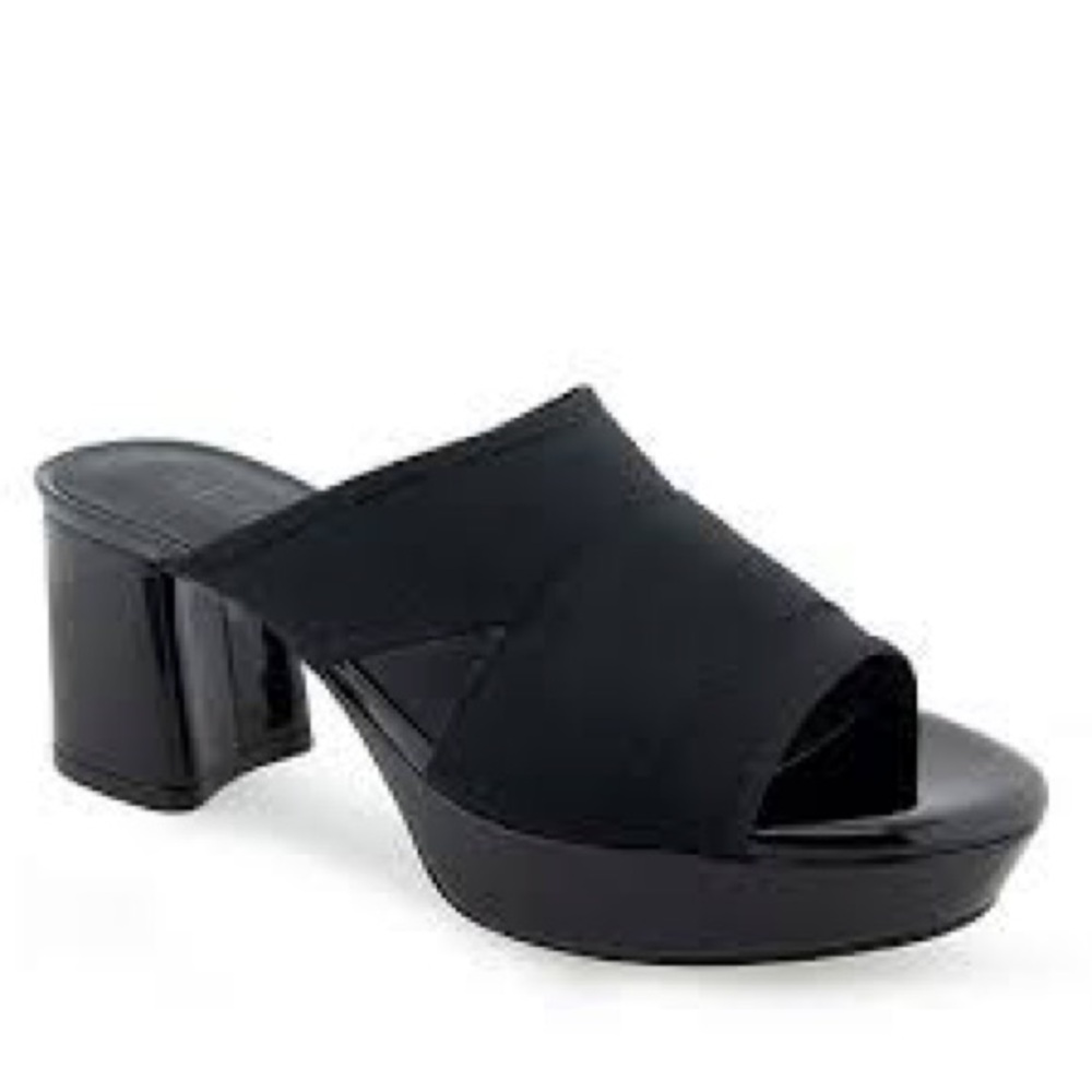 AEROSOLES Black Mules with Chunky Block Heel